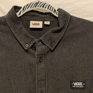 EUC Vans Men's Charcoal Gray Casual Button Down Thin Wale Corduroy LS Shirt XL